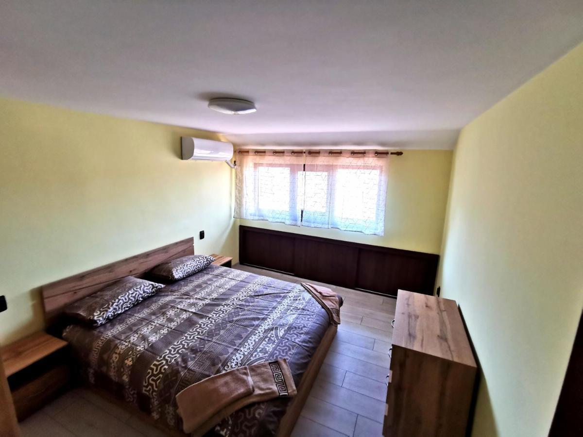 Balkan View Apartment Vratsa Eksteriør billede